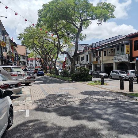 Meritin Hotel Kuching Exterior foto